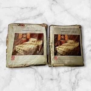 Twin Sheets VTG Flat And Fitted Sherwood Gardens Floral Shabby Chic Cottage Core